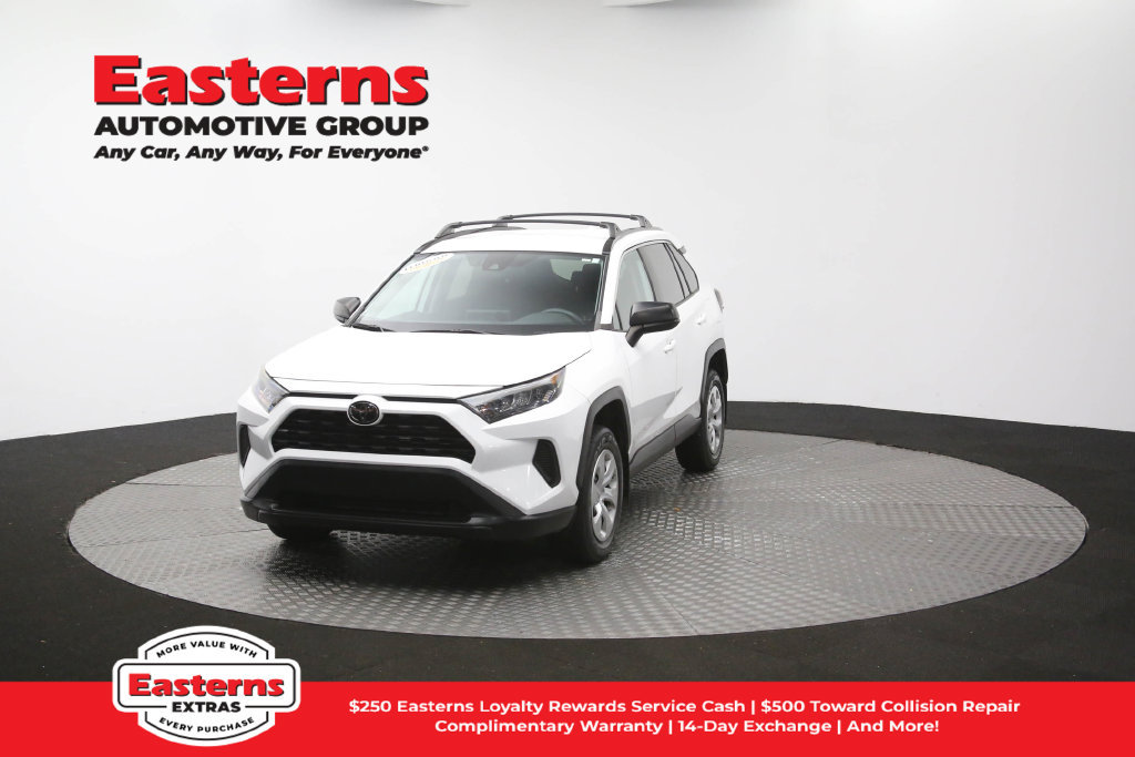 Used 2021 Toyota RAV4 LE AWD/4WD image 54