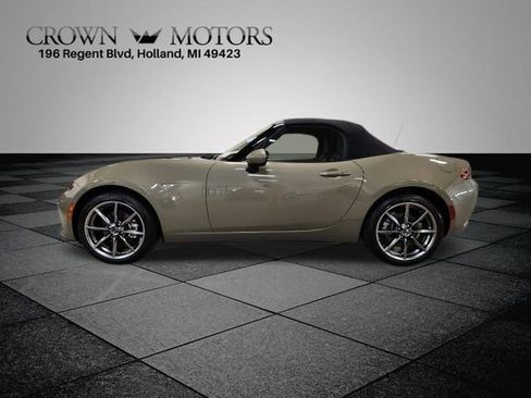 Certified 2023 MAZDA MX-5 Miata Grand Touring RWD image 6