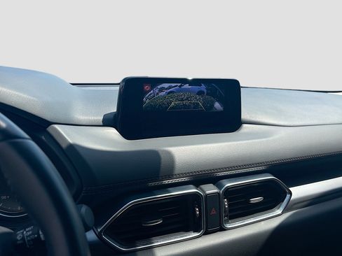 Used 2019 MAZDA CX-5 Touring FWD image 11