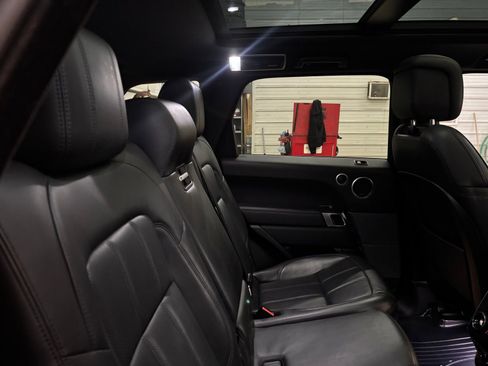 Used 2022 Land Rover Range Rover Sport HSE Silver Edition image 33