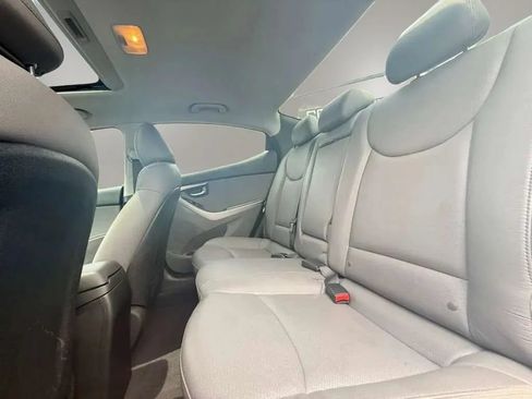 Used 2012 Hyundai Elantra Limited FWD image 17
