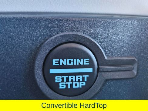 New 2025 Ford Bronco Heritage Edition image 19