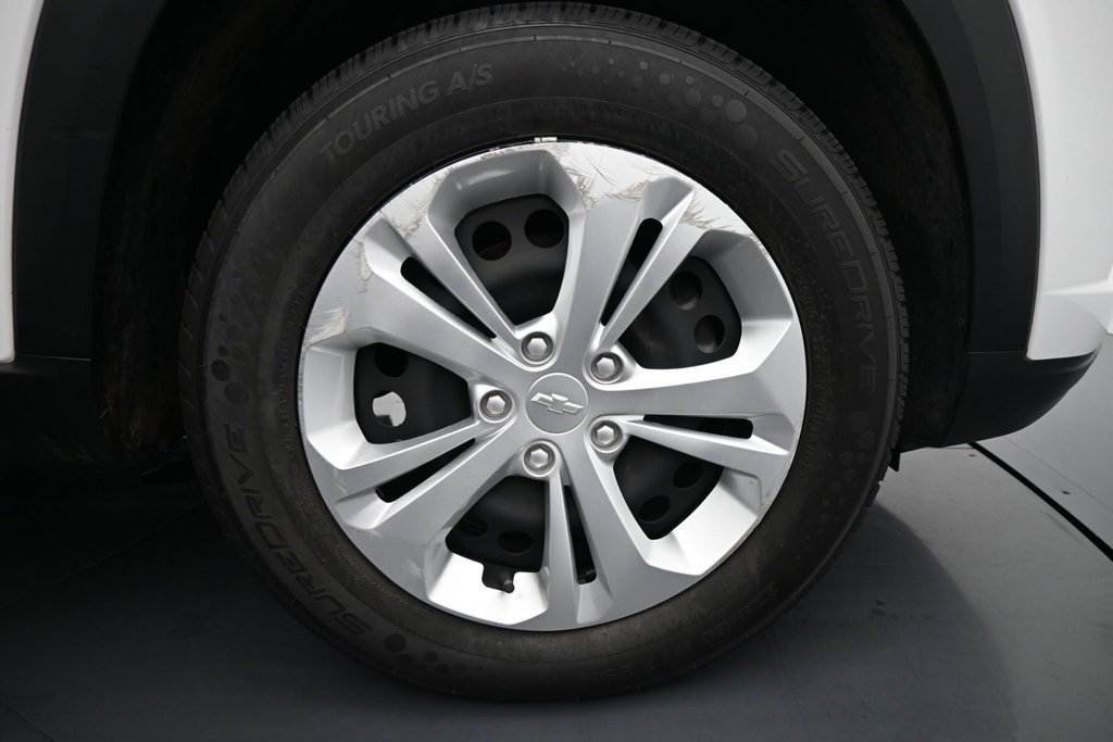 Used 2024 Chevrolet Trax LS FWD image 11