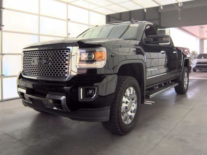 Used 2016 GMC Sierra 2500 Denali w/ Suspension Package, Off-Road