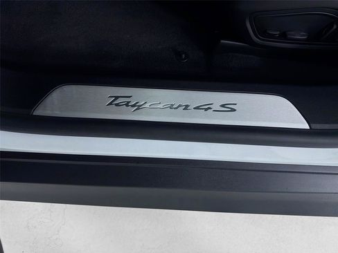 Used 2024 Porsche Taycan 4S AWD/4WD image 10