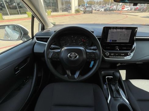 Used 2024 Toyota Corolla LE image 11
