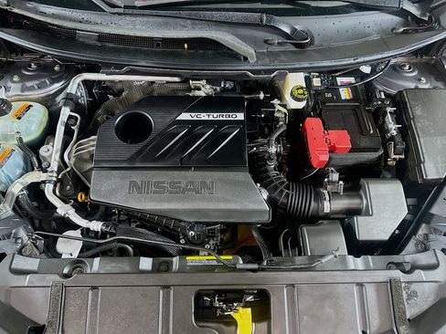 Used 2023 Nissan Rogue SV image 31