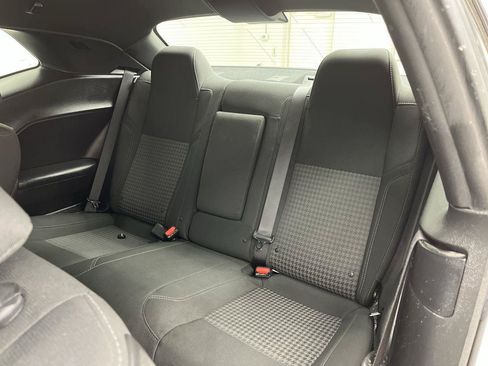 Used 2019 Dodge Challenger SXT w/ Driver Convenience Group RWD image 12