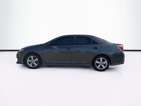 Used 2013 Toyota Camry SE image 6