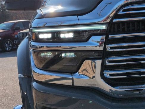 New 2026 RAM 4500 Tradesman w/ Laramie Trim Package image 9