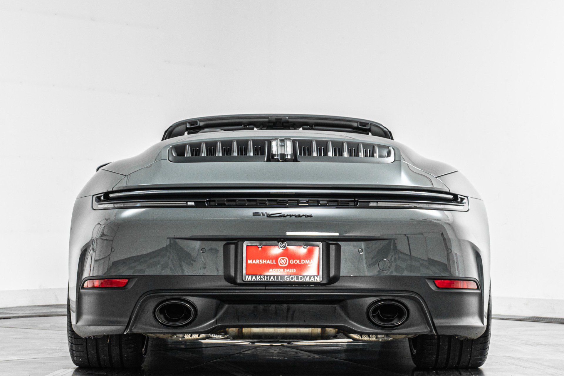 Used 2025 Porsche 911 Carrera RWD image 8
