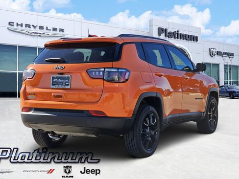 New 2026 Jeep Compass Latitude AWD/4WD image 5