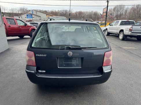 Used 2004 Volkswagen Passat GLS FWD image 7