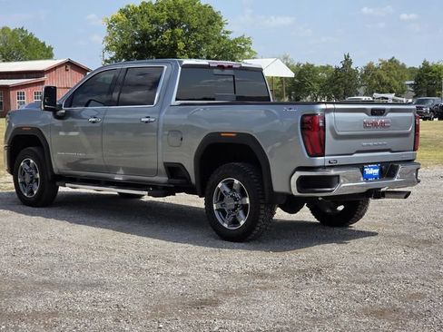 Used 2025 GMC Sierra 2500 SLT w/ SLT Premium Package AWD/4WD image 5