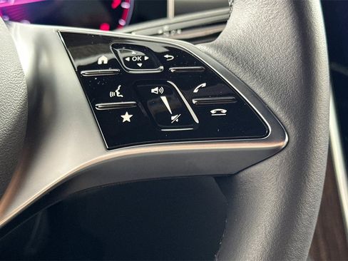 Certified 2026 Mercedes-Benz GLC 300 image 28