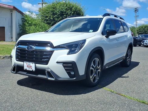 Certified 2024 Subaru Ascent Touring AWD/4WD image 3