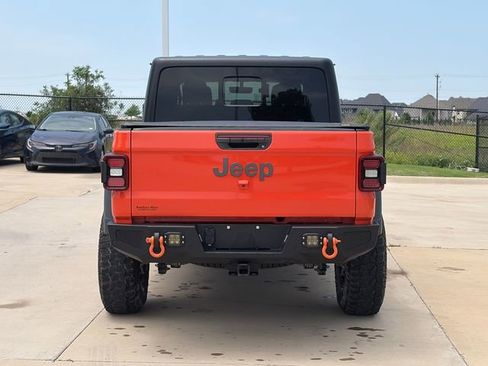 Used 2023 Jeep Gladiator Mojave w/ LED Lighting Group AWD/4WD image 8