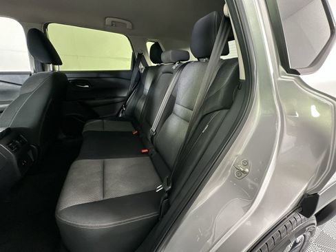 Certified 2024 Nissan Rogue SV FWD image 23