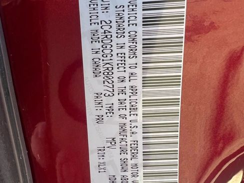 Used 2019 Dodge Grand Caravan SXT image 32