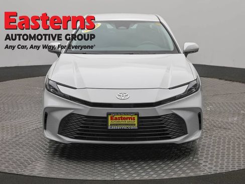 Used 2025 Toyota Camry LE FWD image 2
