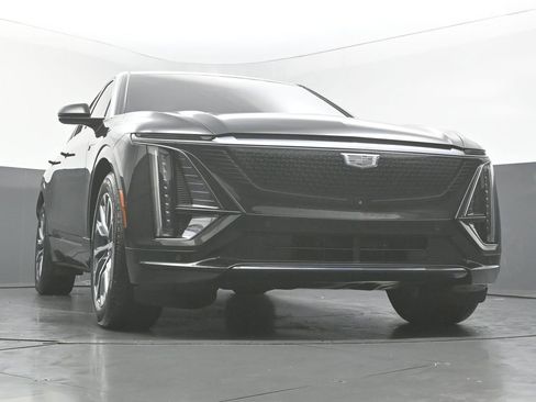 Used 2024 Cadillac Lyriq Sport RWD image 50