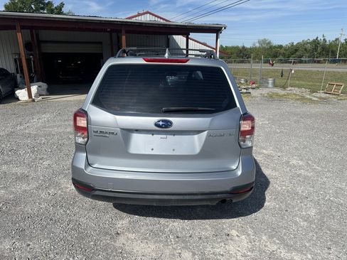 Used 2018 Subaru Forester 2.5i w/ Alloy Wheel Package image 6