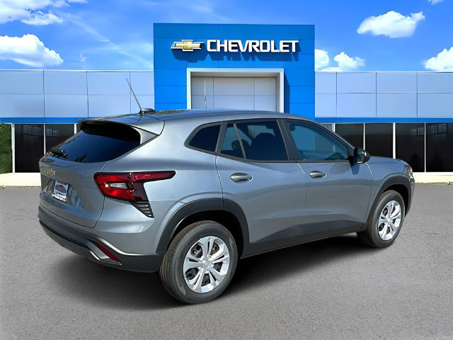 New 2026 Chevrolet Trax LS w/ Driver Confidence Package FWD image 4