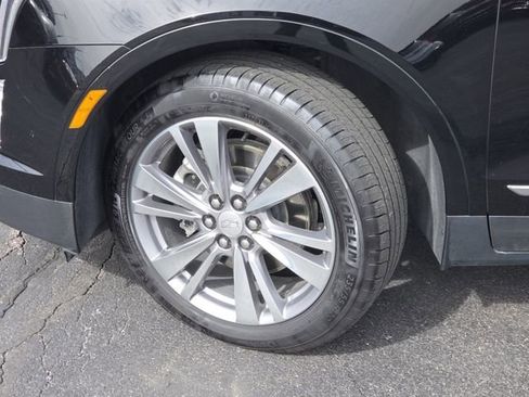 Used 2025 Cadillac XT5 Premium Luxury image 29