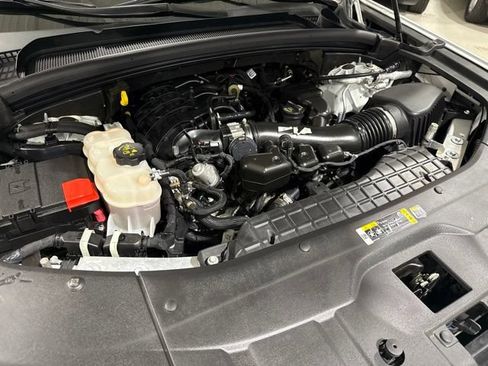 Certified 2022 Jeep Grand Cherokee Limited AWD/4WD image 28