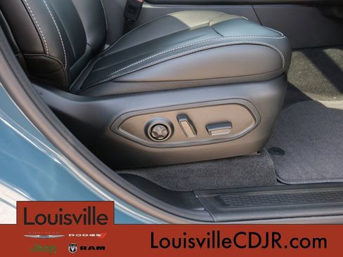 New 2026 Jeep Grand Cherokee Limited AWD/4WD image 33