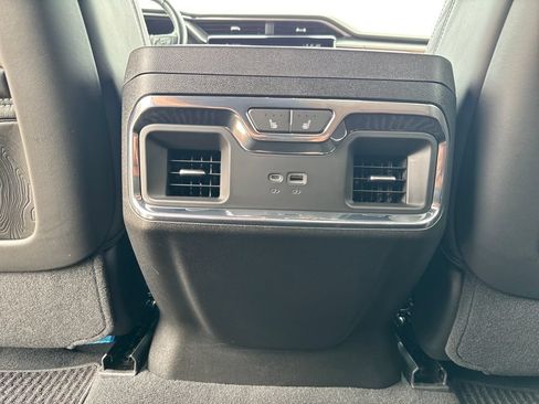 Used 2024 GMC Sierra 1500 Denali Ultimate AWD/4WD image 44