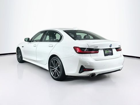 Used 2020 BMW 330i xDrive Sedan w/ Driving Assistance Package AWD/4WD image 5
