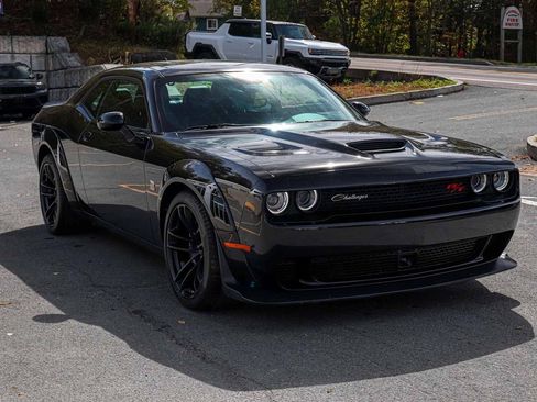 Used 2023 Dodge Challenger R/T Scat Pack image 3