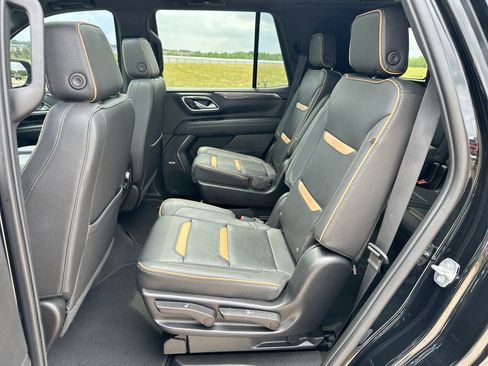 Used 2022 GMC Yukon AT4 AWD/4WD image 25