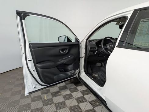 New 2026 Honda HR-V EX-L image 12
