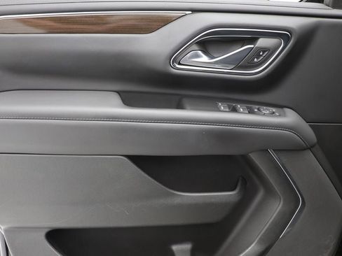 Used 2022 GMC Yukon SLE w/ Gmc Pro Safety Plus Package image 15