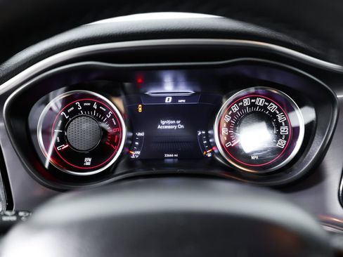 Used 2022 Dodge Challenger R/T Scat Pack RWD image 27