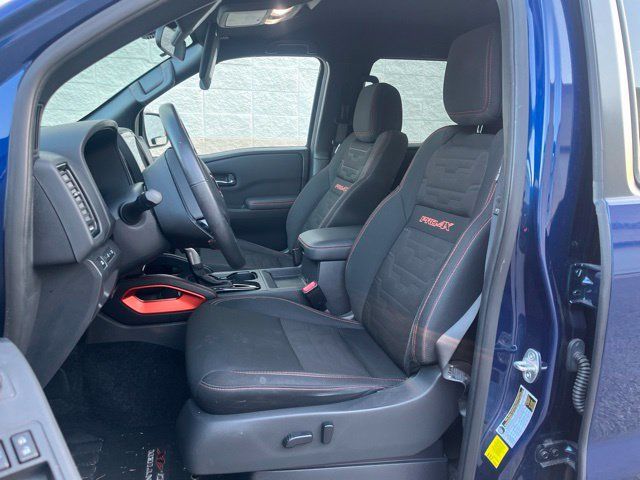 Used 2022 Nissan Frontier PRO-4X w/ Technology Package AWD/4WD image 8