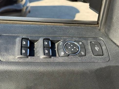Used 2019 Ford F250 Lariat w/ Chrome Package AWD/4WD image 12