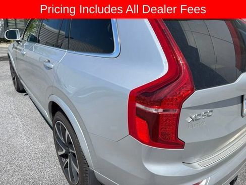 Used 2021 Volvo XC90 T6 Momentum w/ Advanced Package AWD/4WD image 12