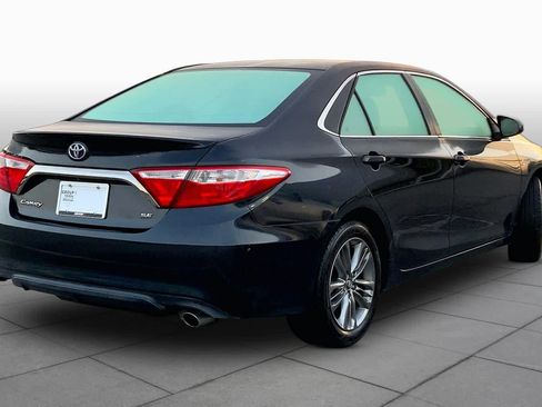 Used 2017 Toyota Camry SE FWD image 13