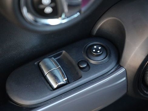 Used 2014 MINI Cooper 2-Door Hardtop image 26