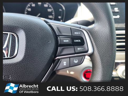 Used 2019 Honda Accord LX image 30