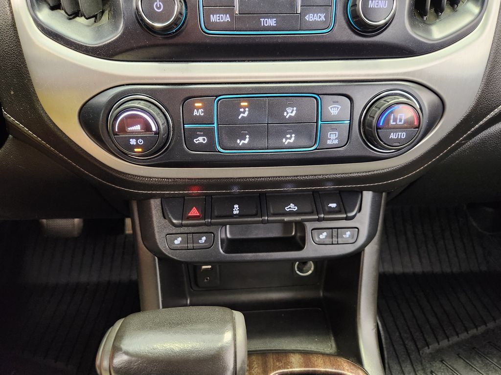 Used 2017 GMC Canyon SLT w/ Trailering Package RWD image 18