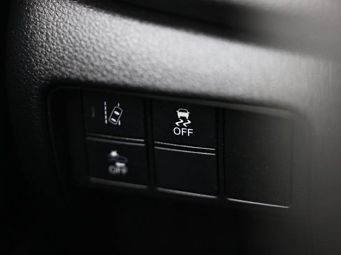 Used 2021 Honda CR-V LX image 31