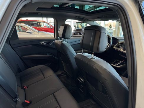 Used 2024 Audi Q4 e-tron Premium Plus w/ Premium Plus image 50