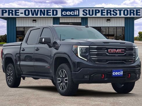 Used 2025 GMC Sierra 1500 AT4 w/ AT4 Premium Package AWD/4WD image 1