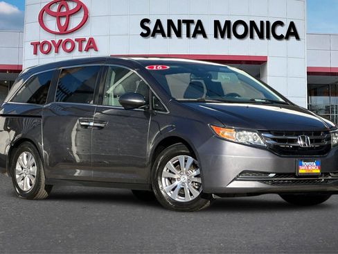 Used 2016 Honda Odyssey EX-L image 2