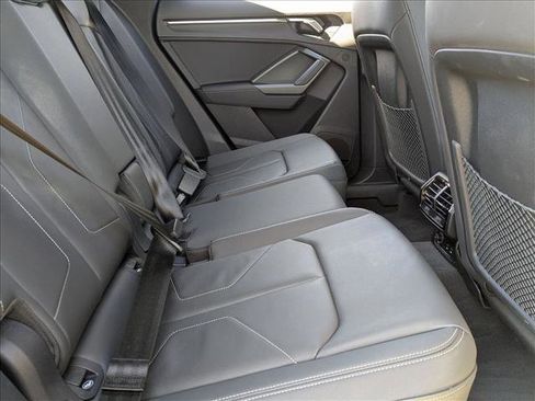 Certified 2023 Audi Q3 2.0T Premium Plus w/ Premium Plus Package image 18