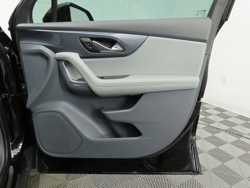 Used 2021 Chevrolet Blazer LT image 23